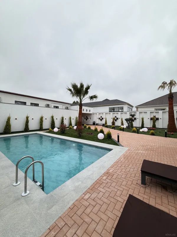 Satılır 5 otaqlı həyət evi 200 m²