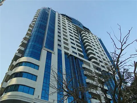 Kirayə verilir 4 otaqlı mənzil 205 m² — Bakı, Sahil qəs. 4 otaq 205.00 m²