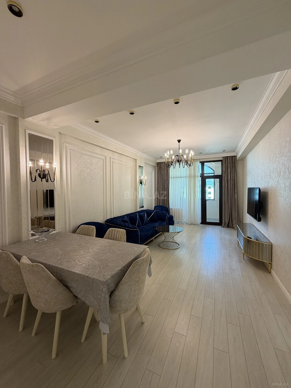 Satılır 3 otaqlı mənzil 116 m²