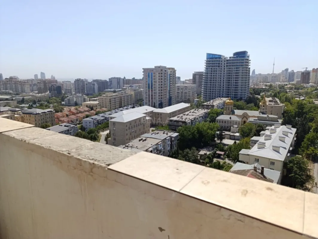 Kirayə verilir 3 otaqlı mənzil 120 m²