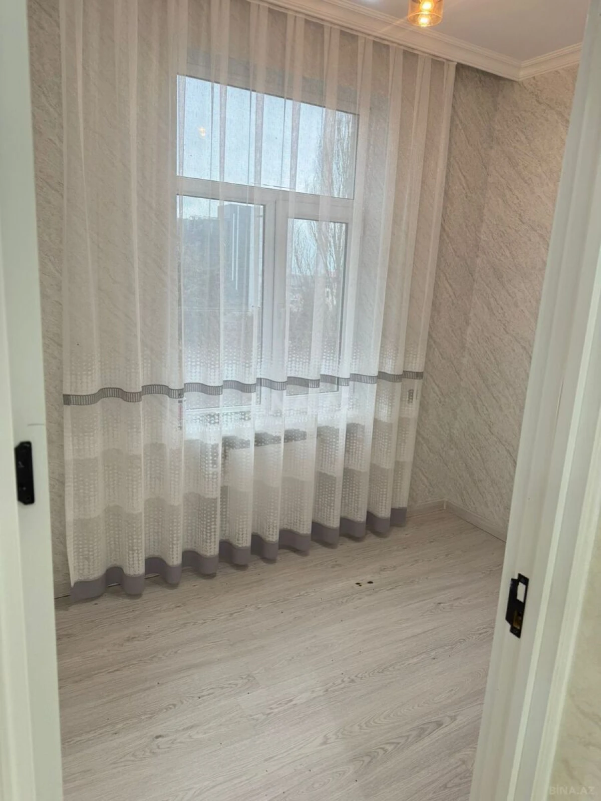 Satılır 3 otaqlı mənzil 56 m²