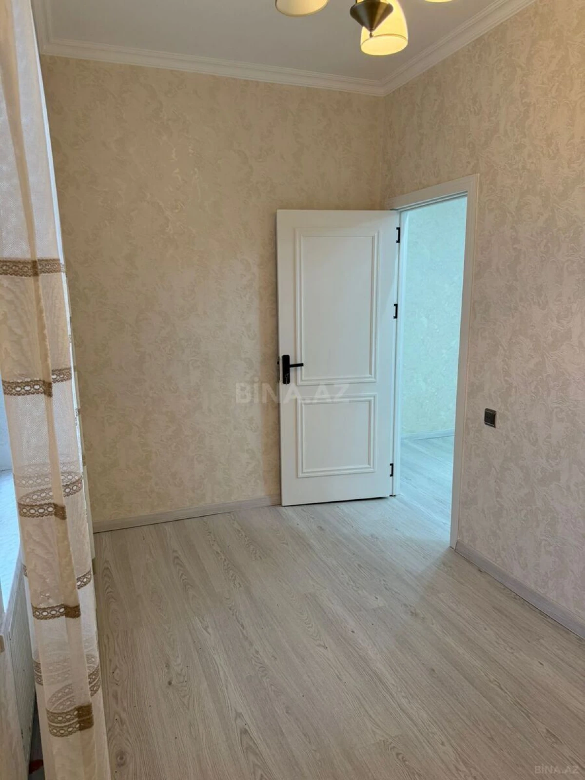 Satılır 3 otaqlı mənzil 56 m²