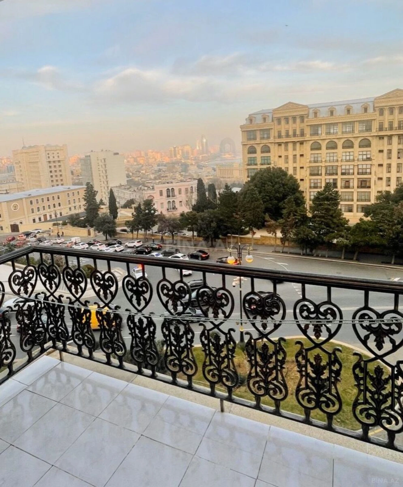 Satılır 2 otaqlı mənzil 60 m²