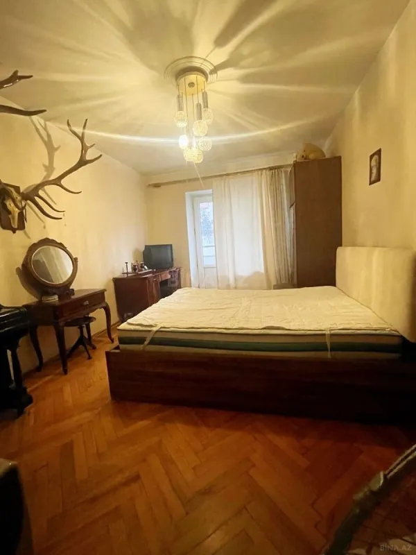 Satılır 2 otaqlı mənzil 60 m²