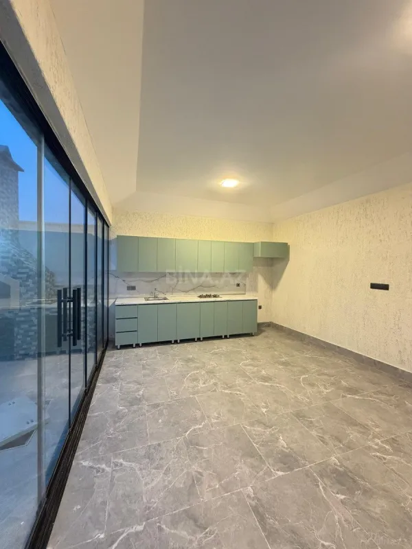 Satılır 6 otaqlı həyət evi 290 m²