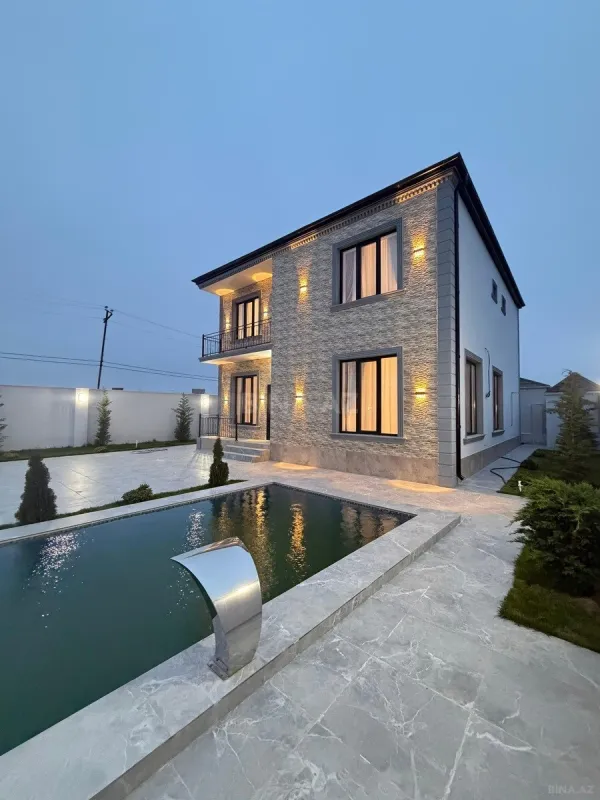 Satılır 6 otaqlı həyət evi 290 m²