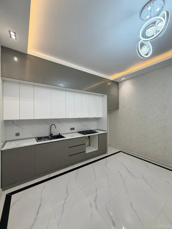 Satılır 6 otaqlı həyət evi 290 m²