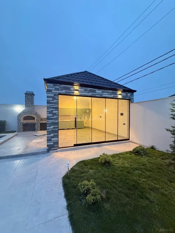 Satılır 6 otaqlı həyət evi 290 m²