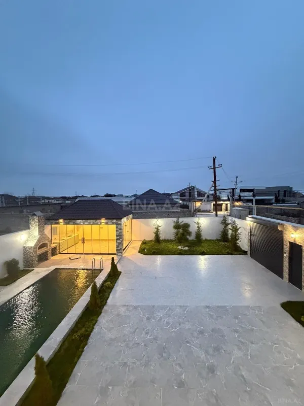 Satılır 6 otaqlı həyət evi 290 m²