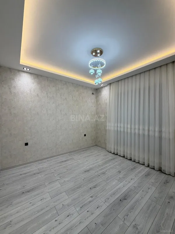 Satılır 6 otaqlı həyət evi 290 m²