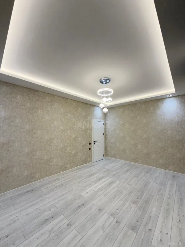Satılır 6 otaqlı həyət evi 290 m²