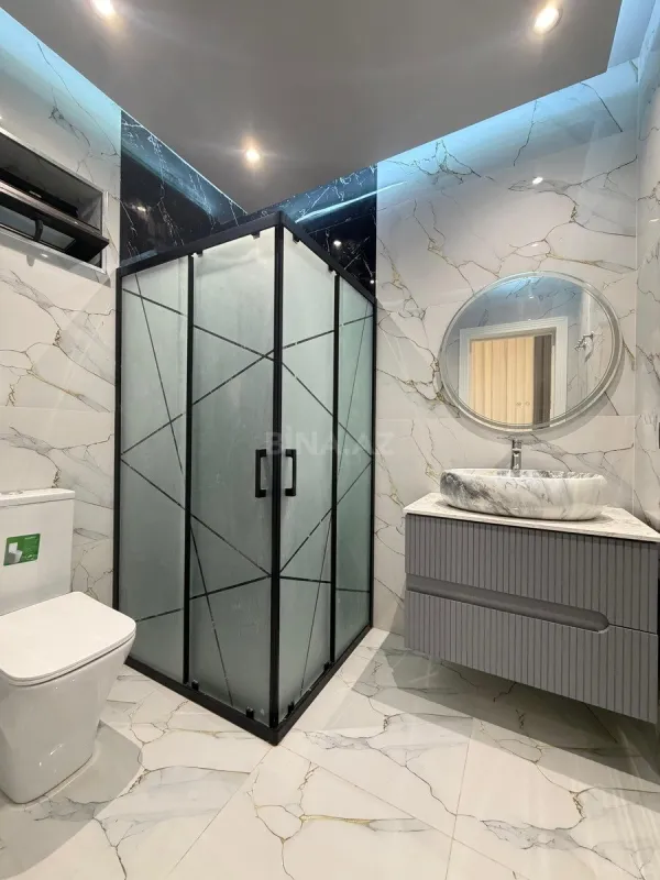 Satılır 6 otaqlı həyət evi 290 m²