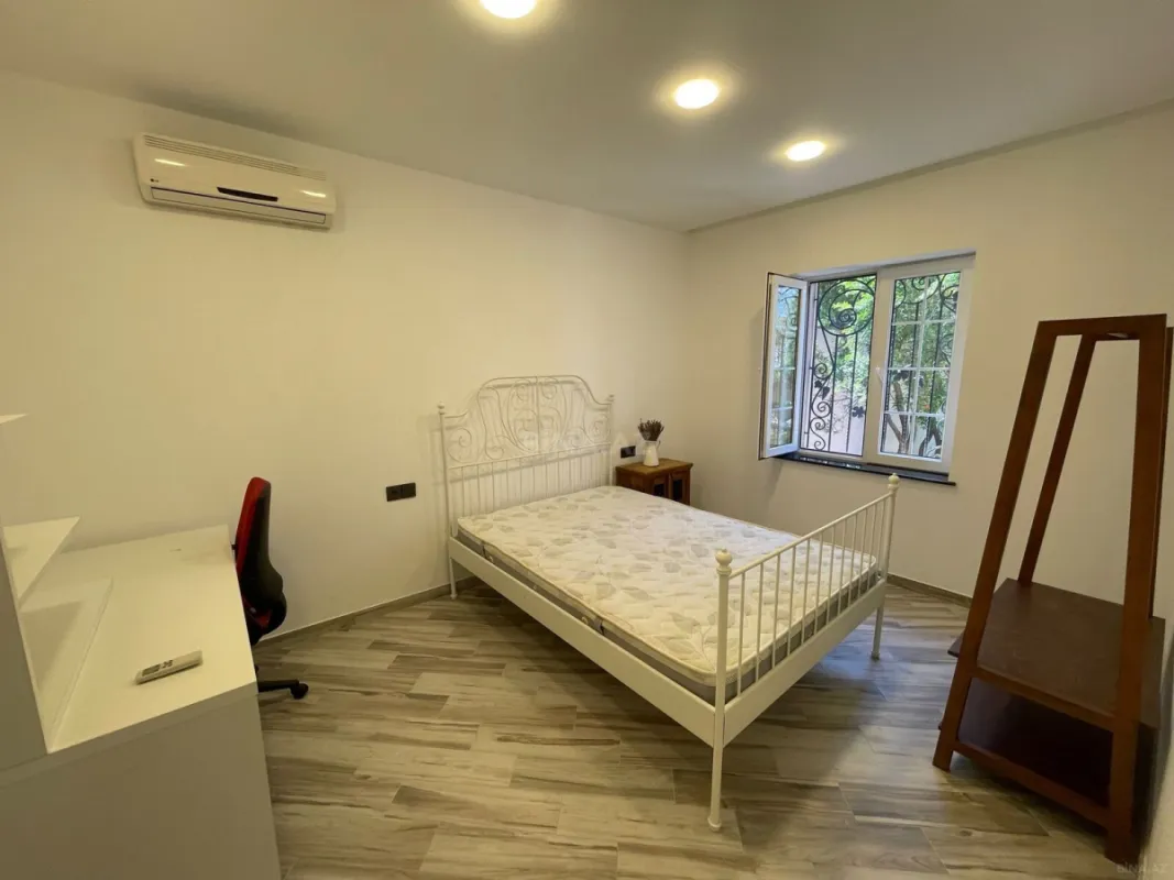 Kirayə verilir 5 otaqlı həyət evi 220 m²