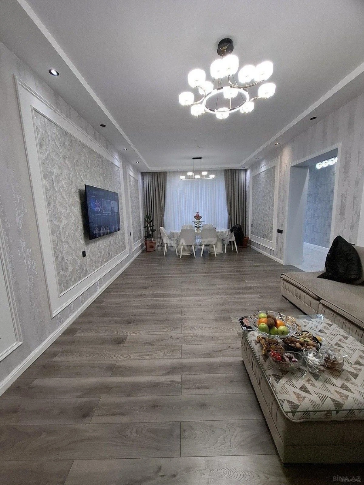 Satılır 5 otaqlı həyət evi 220 m²