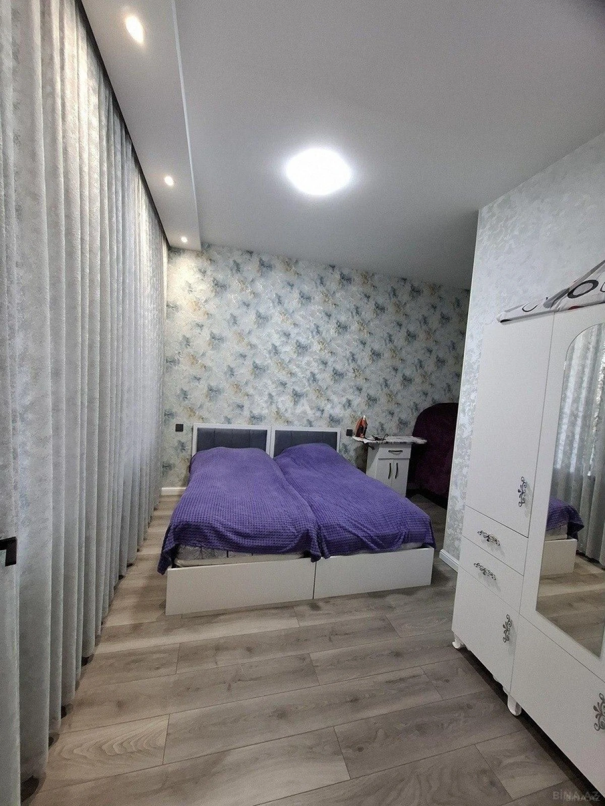Satılır 5 otaqlı həyət evi 220 m²