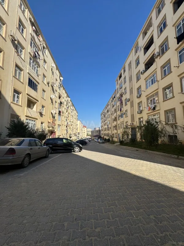 Satılır 1 otaqlı mənzil 57 m²
