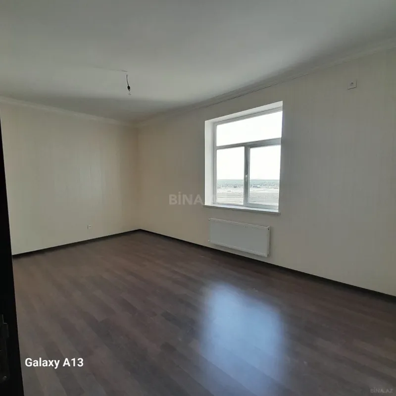 Satılır 3 otaqlı mənzil 76 m²