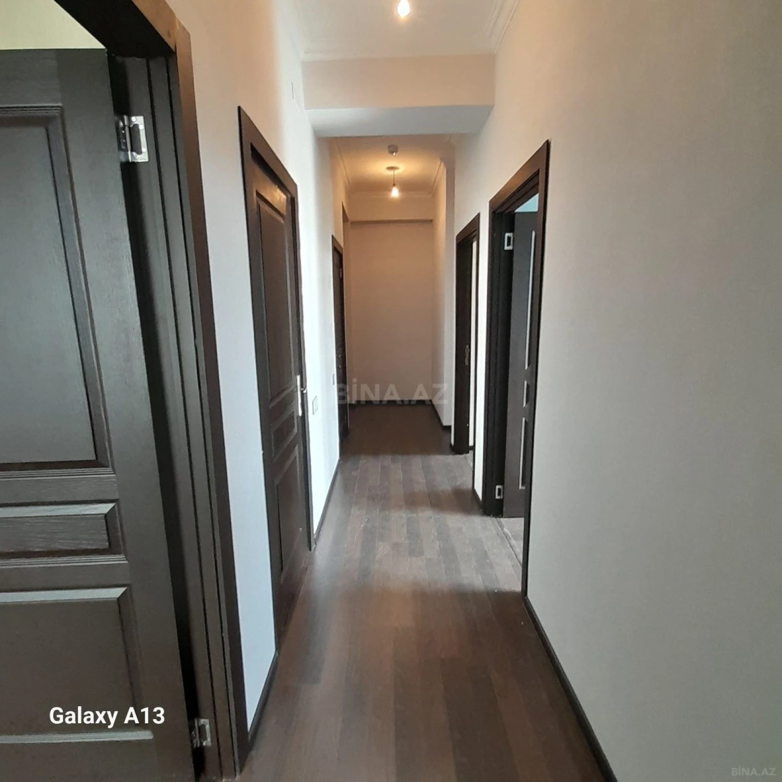 Satılır 3 otaqlı mənzil 76 m²