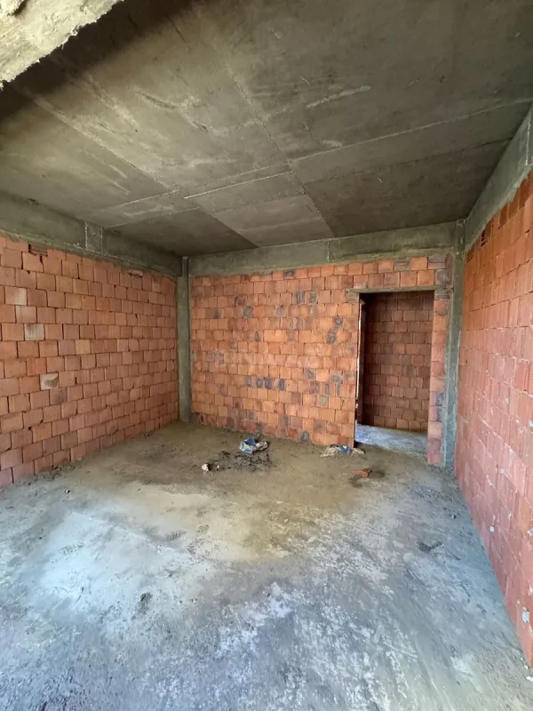 Satılır 1 otaqlı mənzil 44 m²