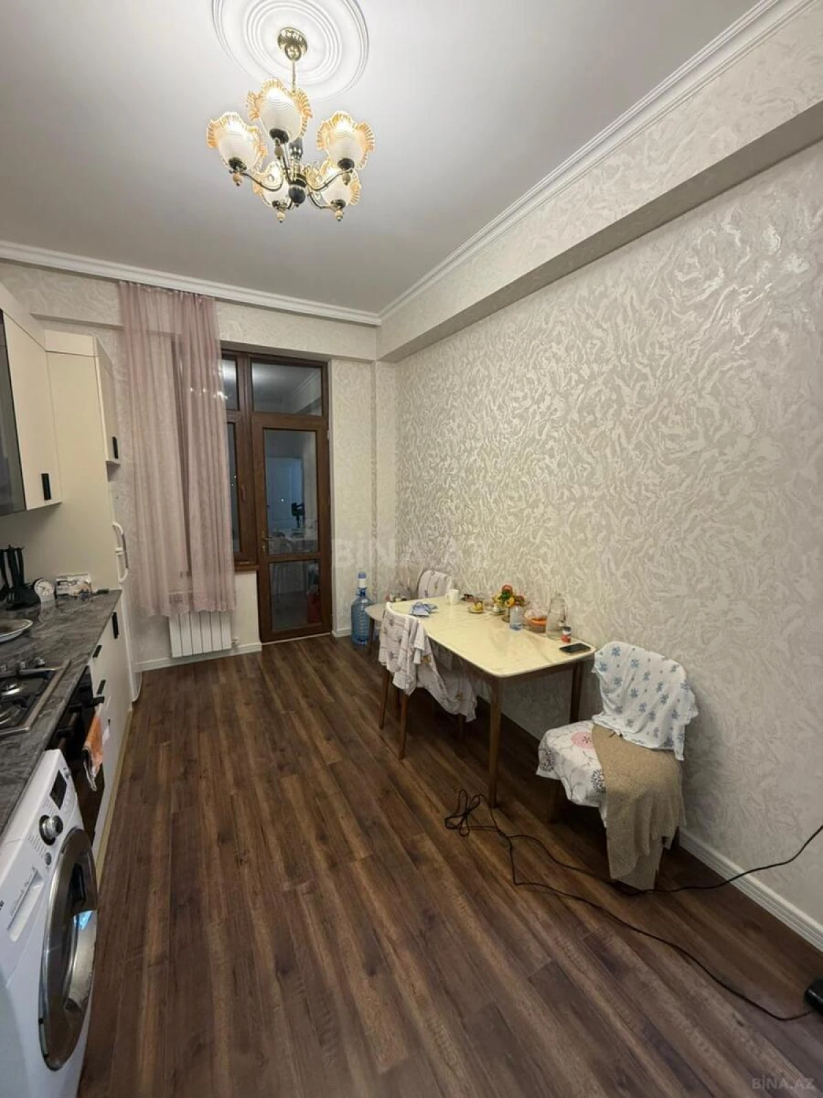 Kirayə verilir 2 otaqlı mənzil 100 m²