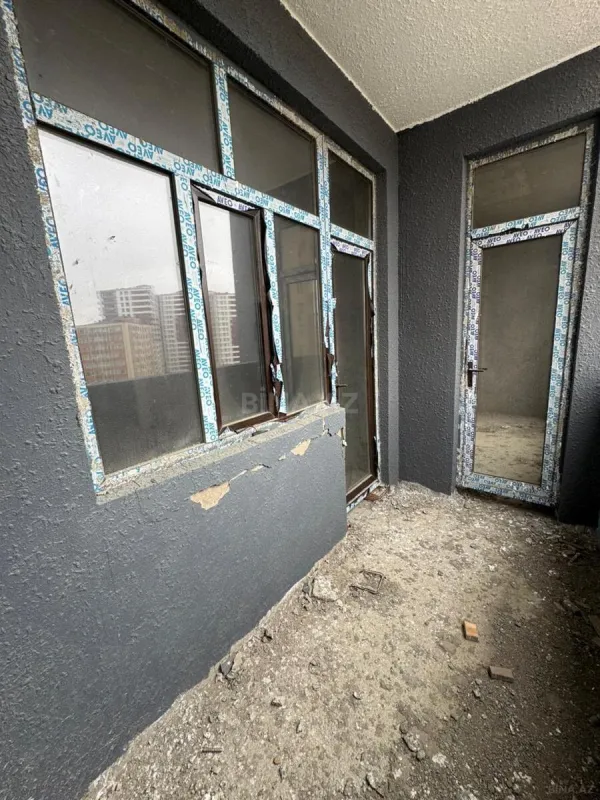 Satılır 3 otaqlı mənzil 150 m²