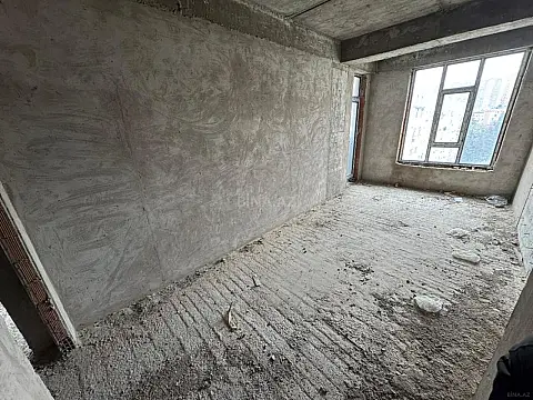 Satılır 3 otaqlı mənzil 150 m²