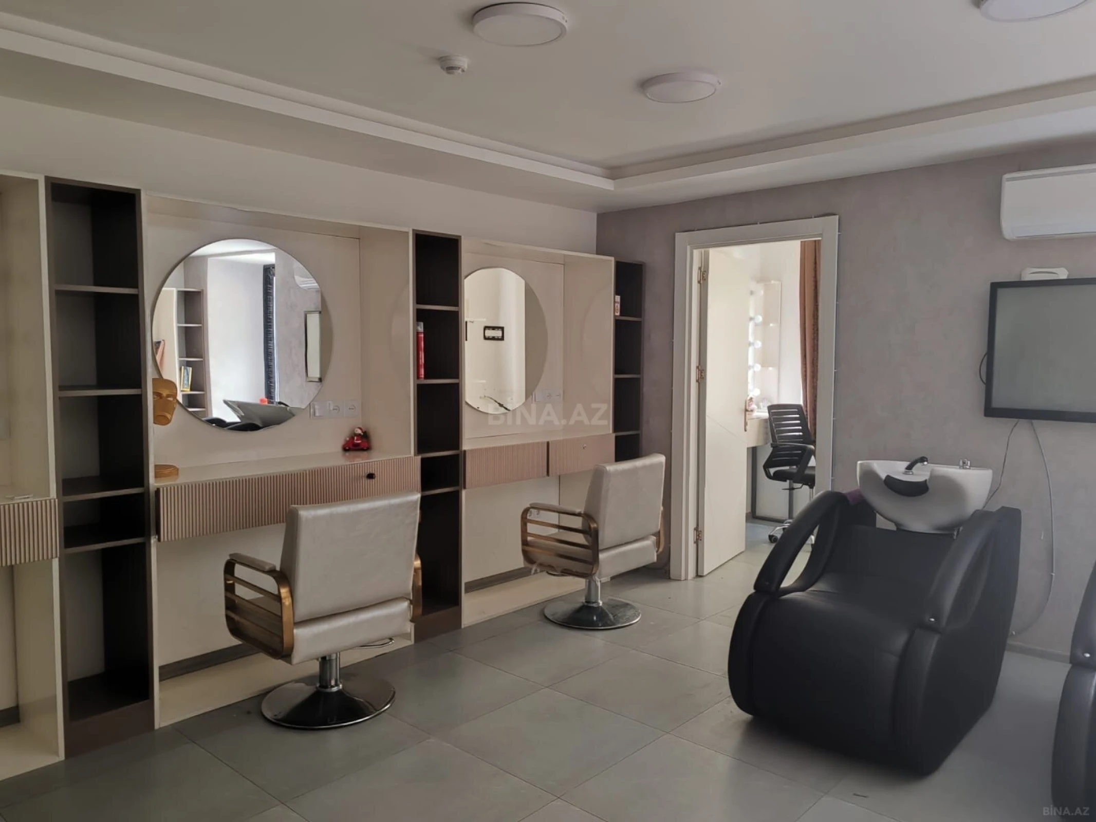 Satılır obyekt 108 m²