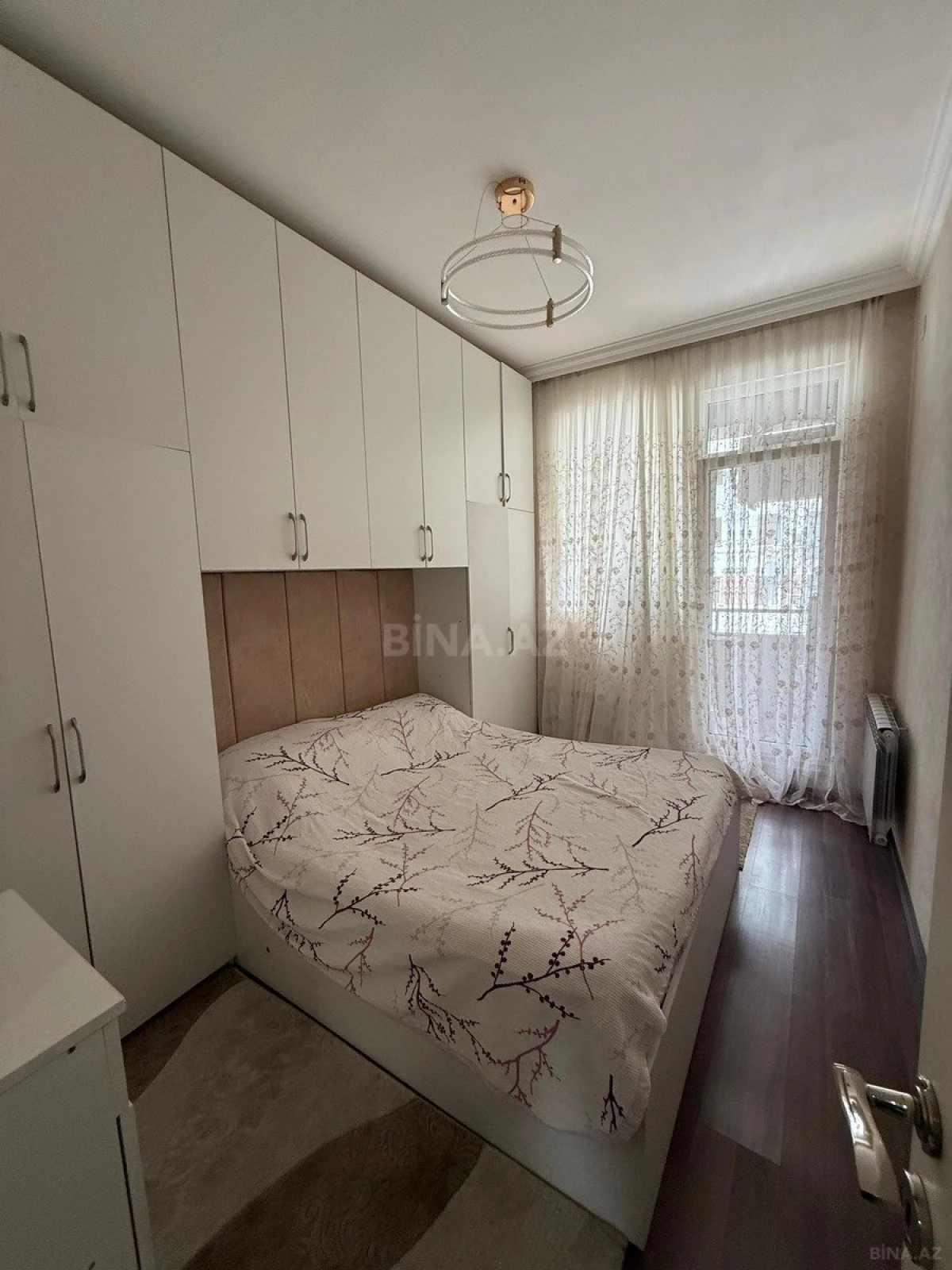 Satılır 2 otaqlı mənzil 52 m²
