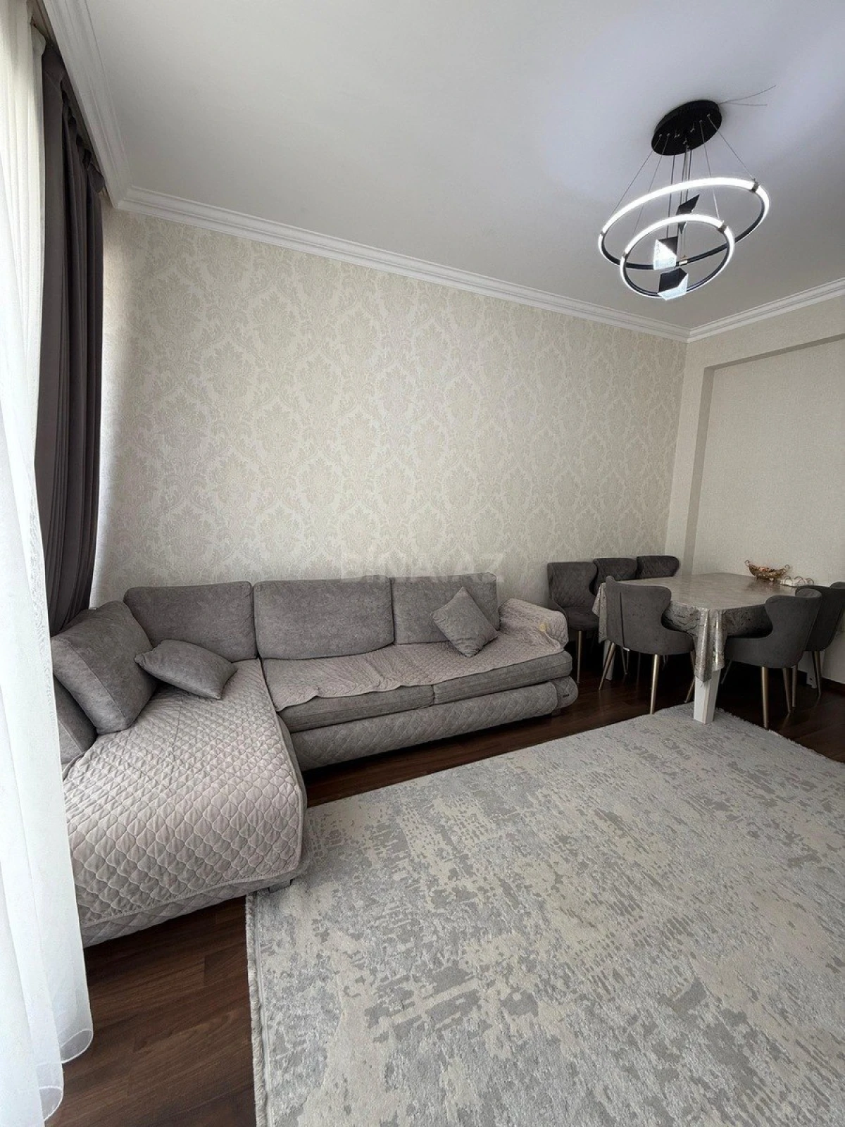 Satılır 2 otaqlı mənzil 52 m²