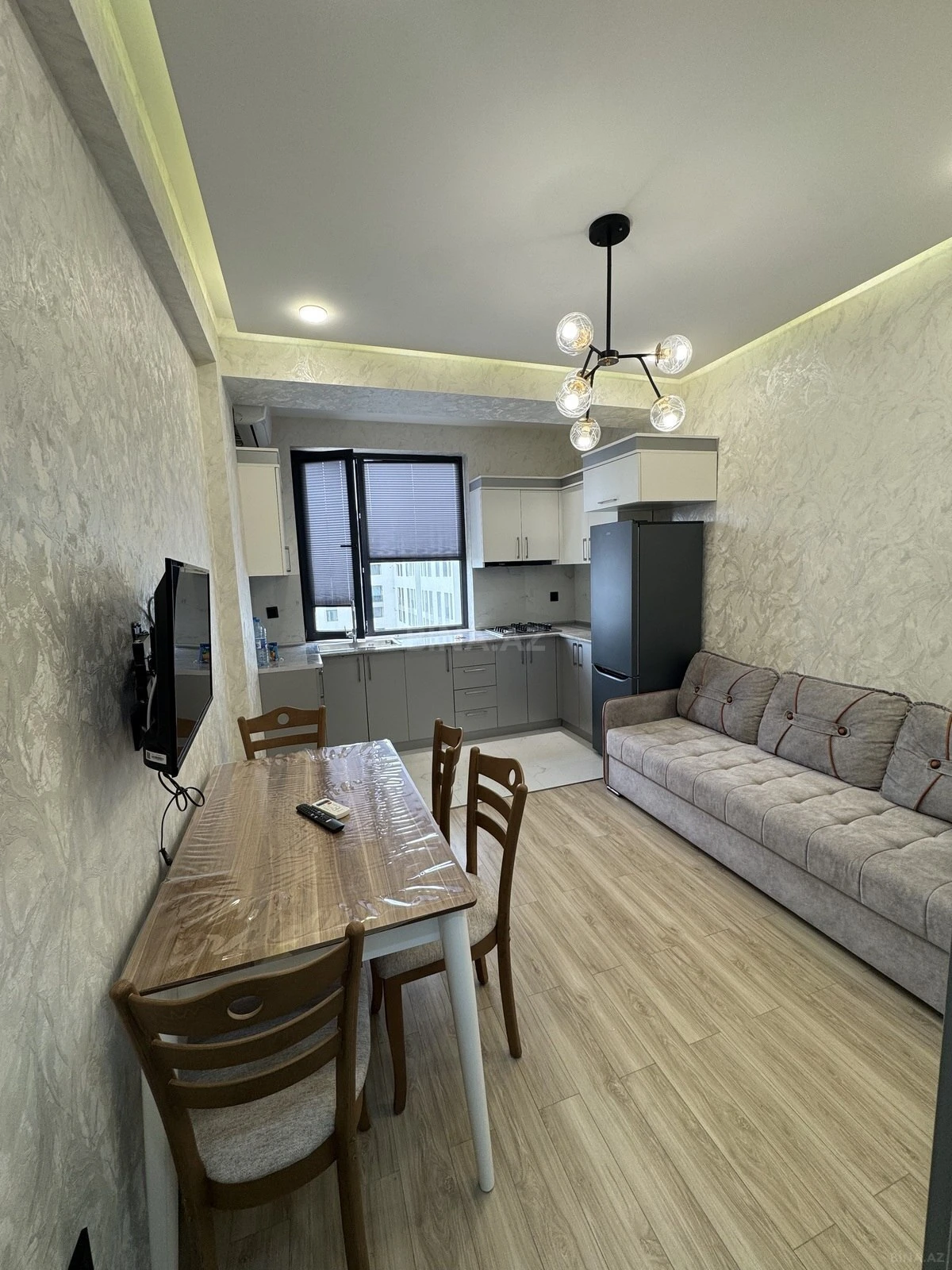 Kirayə verilir 2 otaqlı mənzil 50 m²