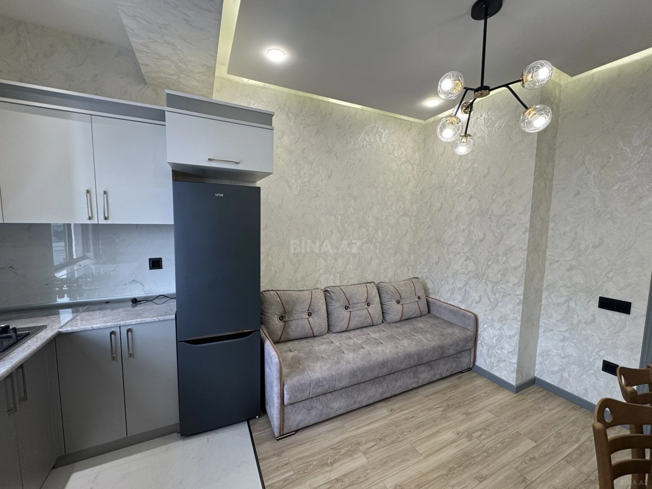 Kirayə verilir 2 otaqlı mənzil 50 m²