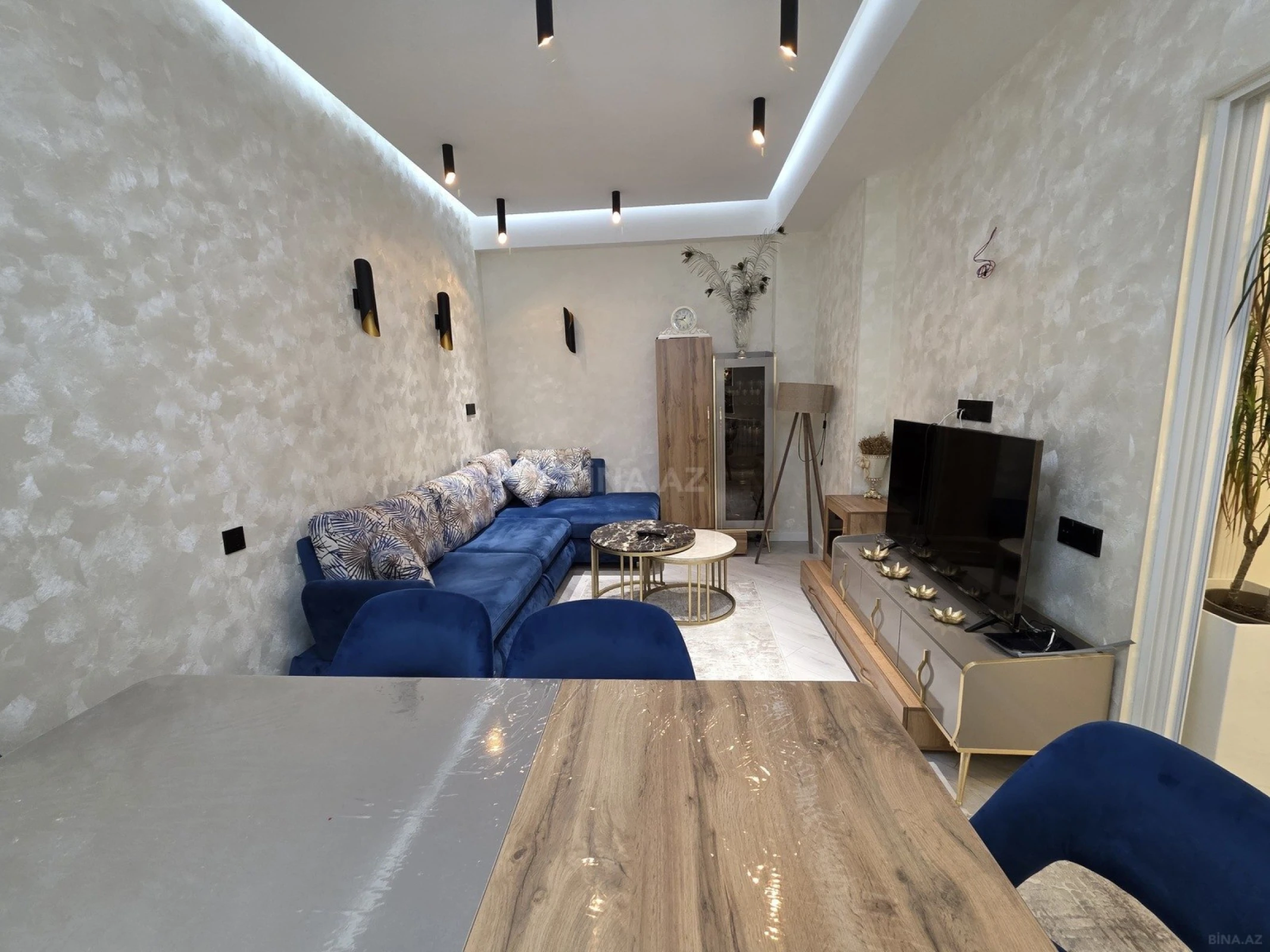 Satılır 2 otaqlı mənzil 60 m²