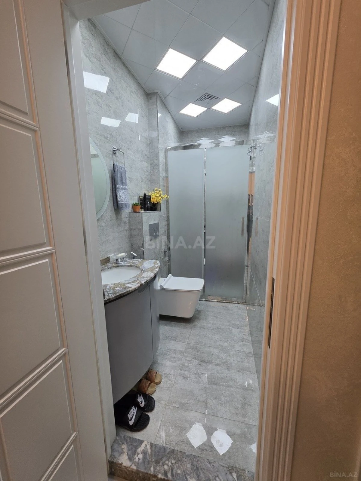 Satılır 2 otaqlı mənzil 60 m²