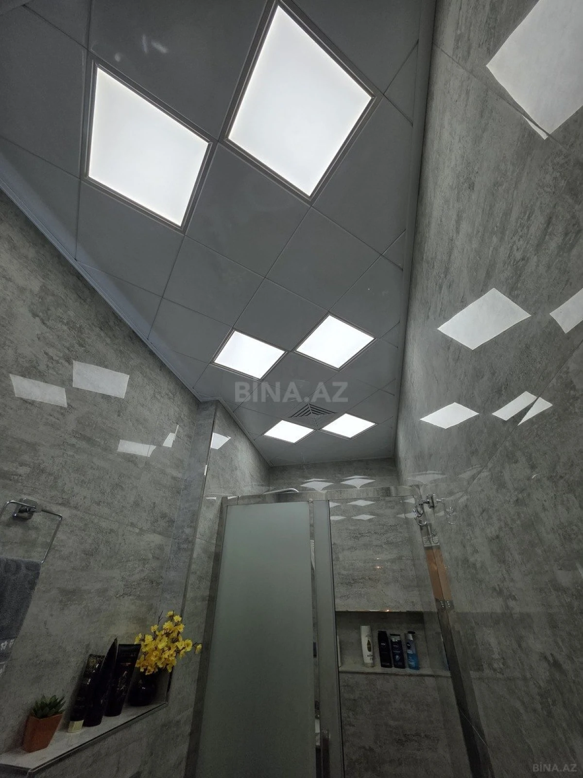 Satılır 2 otaqlı mənzil 60 m²