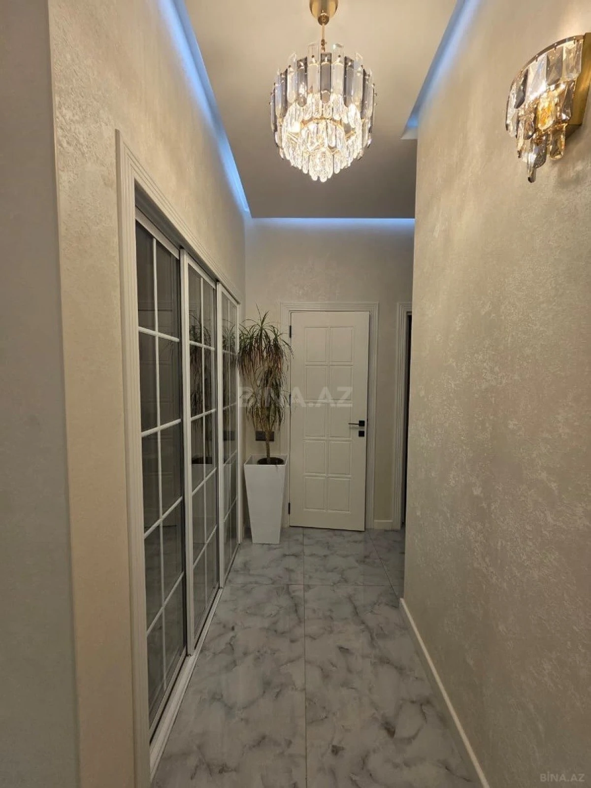 Satılır 2 otaqlı mənzil 60 m²