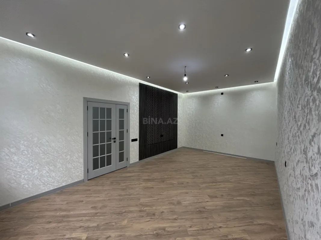 Satılır 5 otaqlı həyət evi 160 m²