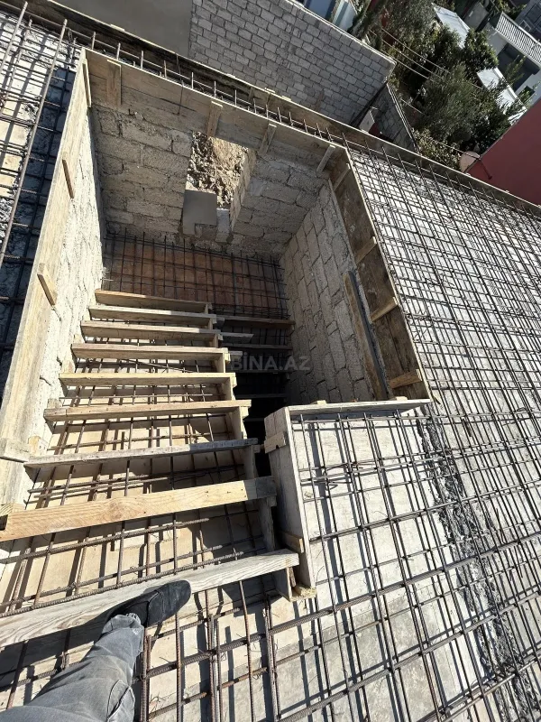 Satılır 5 otaqlı həyət evi 160 m²