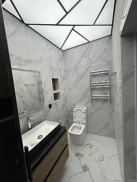 Satılır 5 otaqlı həyət evi 160 m²