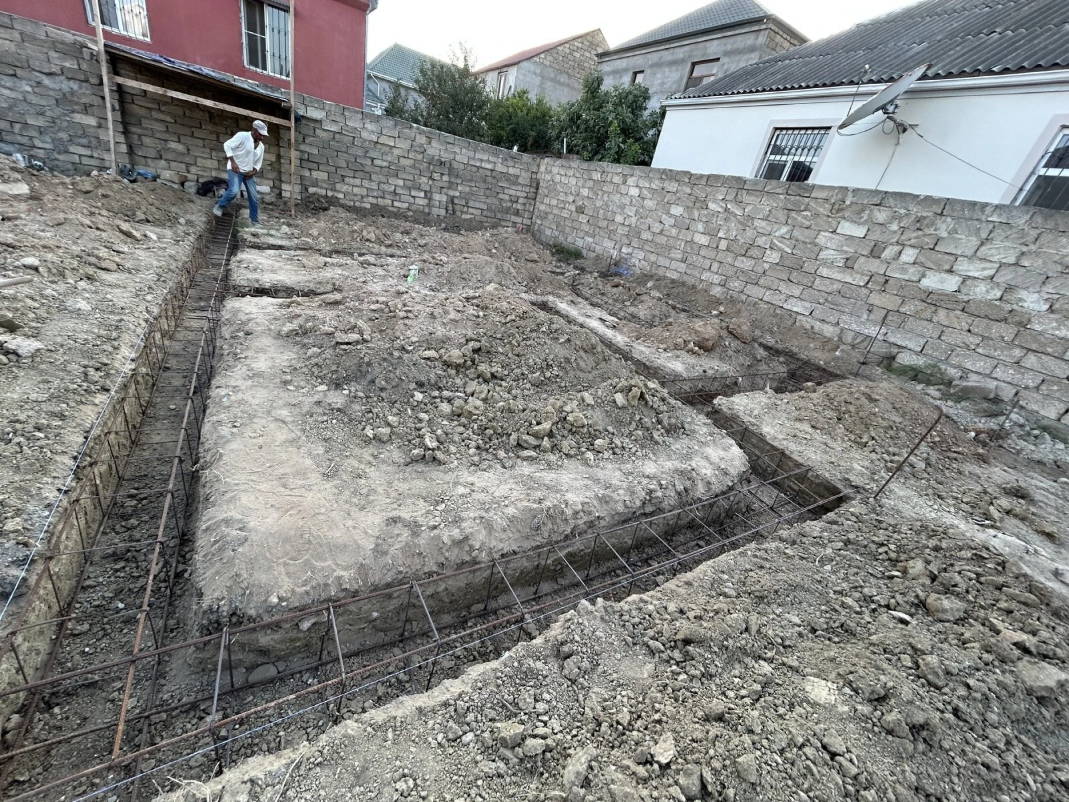 Satılır 5 otaqlı həyət evi 160 m²