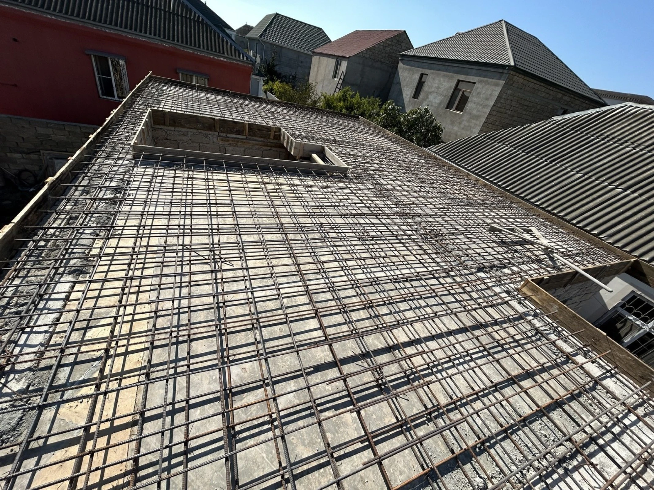 Satılır 5 otaqlı həyət evi 160 m²