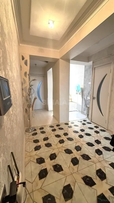 Satılır 3 otaqlı mənzil 70 m²