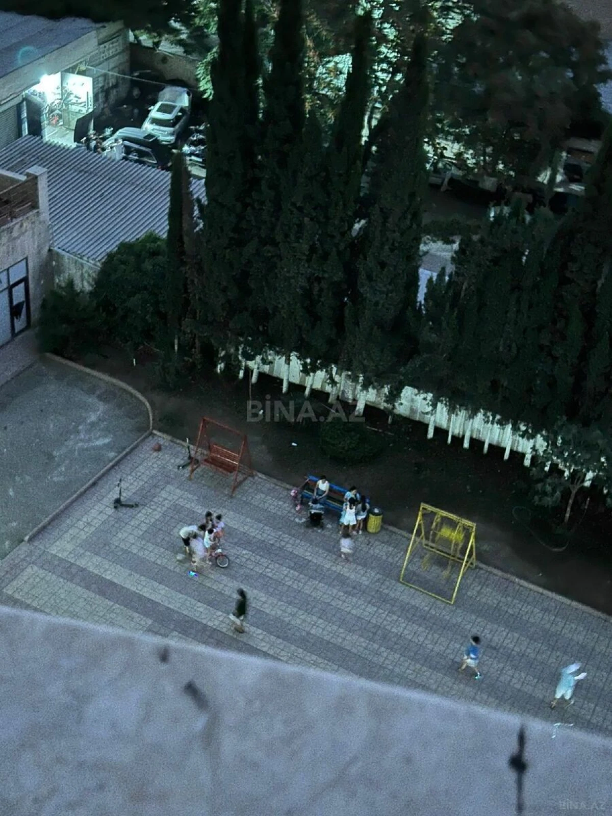 Kirayə verilir 3 otaqlı mənzil 114 m²