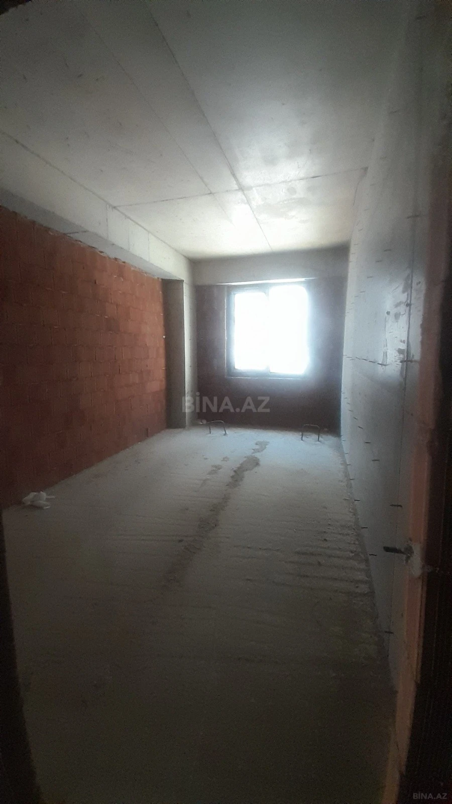 Satılır 2 otaqlı mənzil 83.2 m²