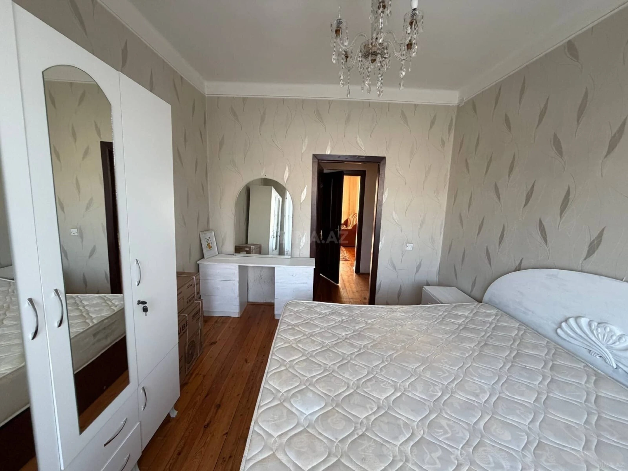 Kirayə verilir 2 otaqlı mənzil 50 m²