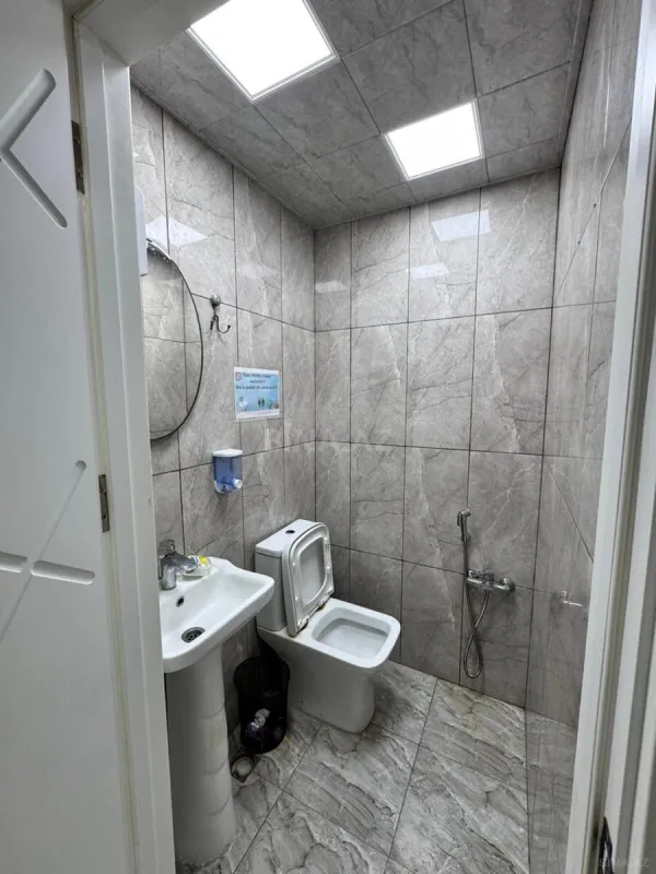 Kirayə verilir obyekt 200 m²