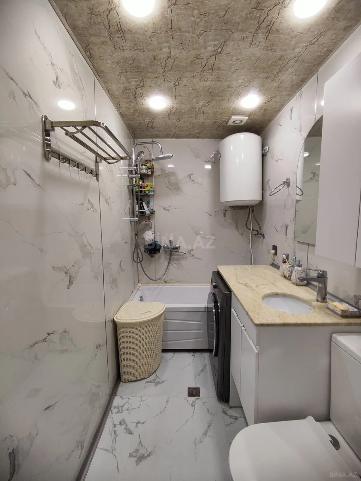 Satılır 2 otaqlı mənzil 60 m²