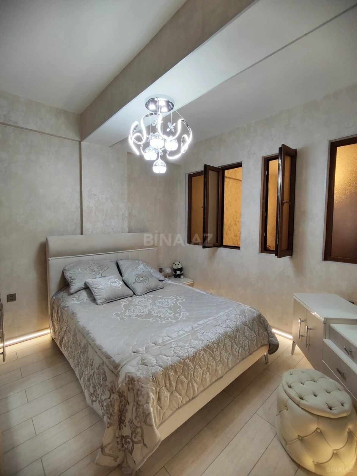 Satılır 2 otaqlı mənzil 60 m²