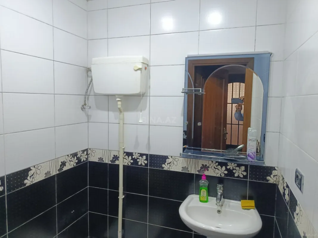 Satılır 3 otaqlı mənzil 130 m²