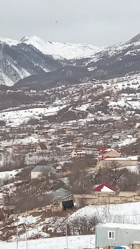 Satılır torpaq sahəsi 10 m²