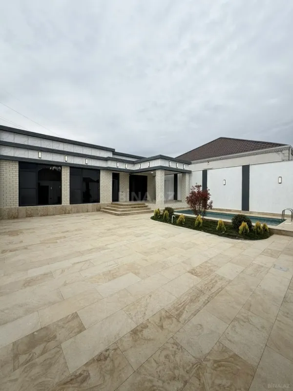 Satılır 4 otaqlı həyət evi 145 m²